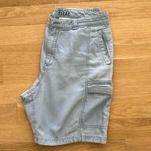 Tommy Bahama Men’s Cargo Shorts